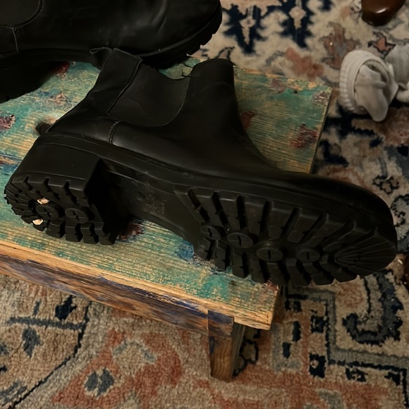 Leather boots - Picture 6 of 7